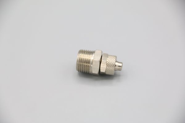 Фитинг 8*6 3/8 Camozzi накидная гайка НР